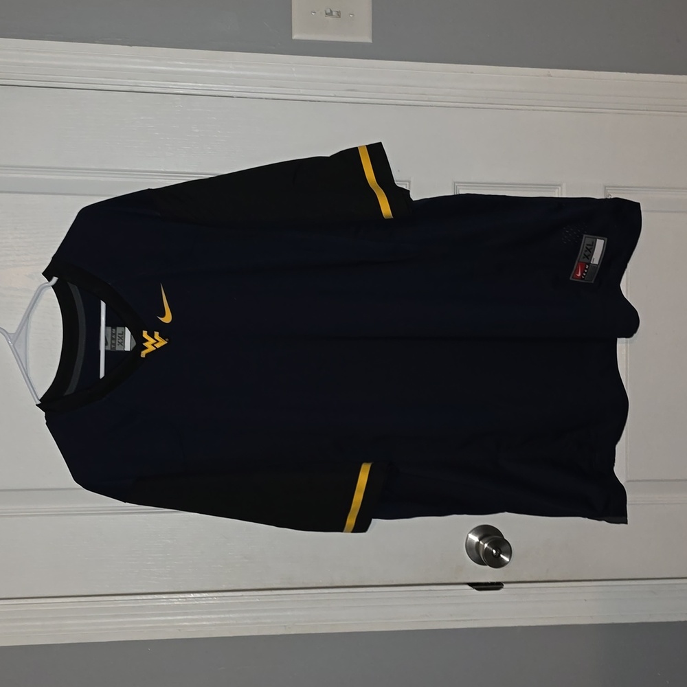 Nike West Virginia University Men's XXL Jersey New w/out Tags!